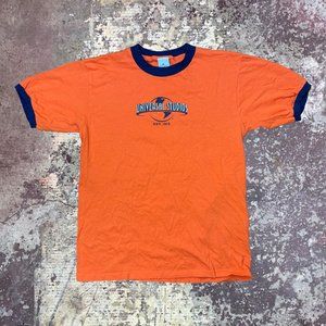 2000s Universal Studios Globe Logo Vintage Orange Cuffed T-Shirt Medium